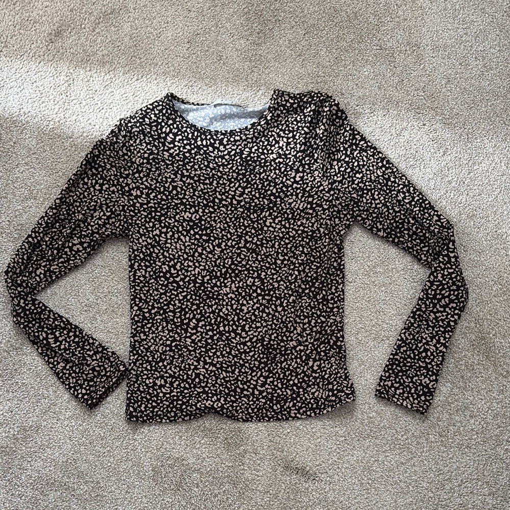 Chic Black and Cream Long Sleeve Top